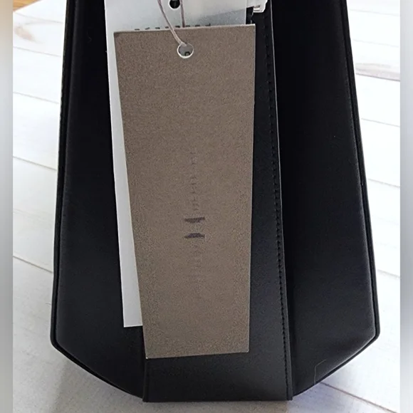 NWT Halston Heritage East West Leather Tote in Black with Dust Bag - Picture 7 of 14